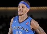 开云体育入口-包含荷属圣马丁队主力后卫遭受重伤需休战的词条