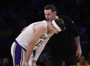 开云体育中国-火箭碾压墨西哥男篮，卡鲁索制霸全场的简单介绍