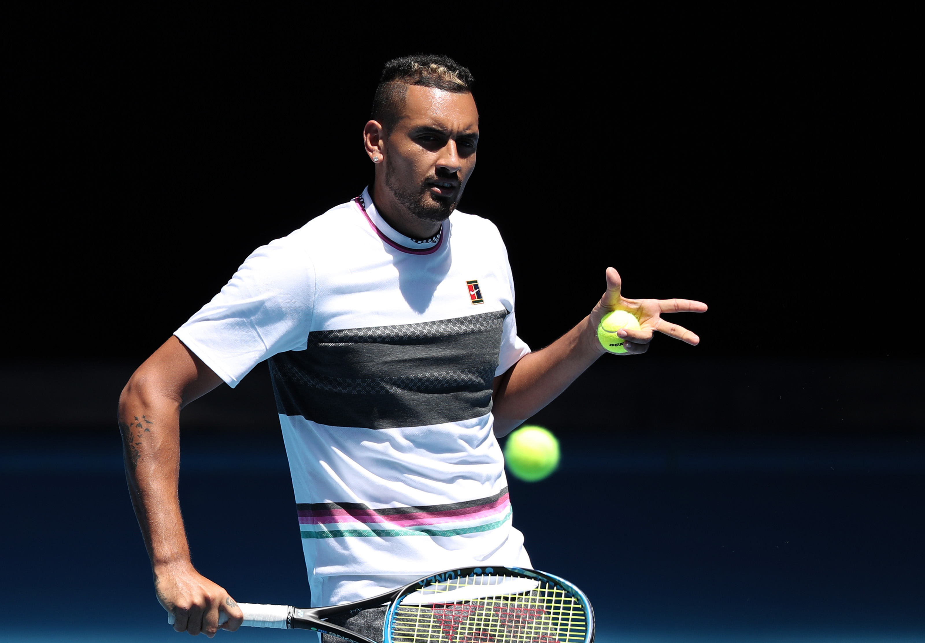 关于日本网球队碾压澳大利亚网球队，克耶高斯惊艳世界的信息