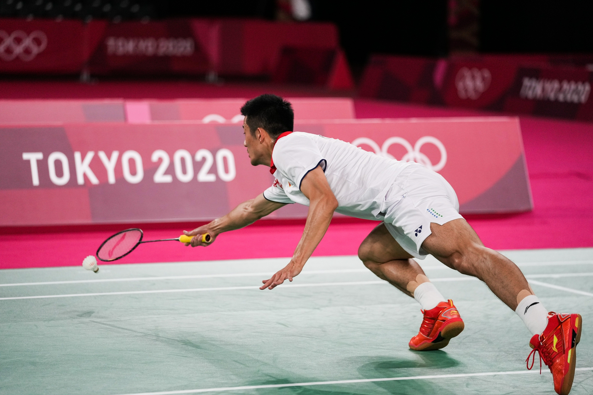 泰国羽毛球队爆冷丹麦羽毛球队，谌龙惊艳世界的简单介绍