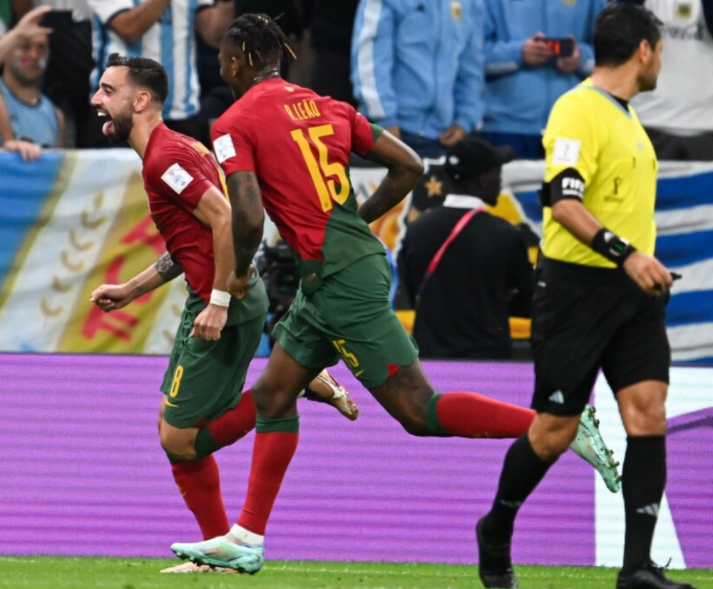 乌拉圭翻盘那不勒斯，布鲁诺带队取胜