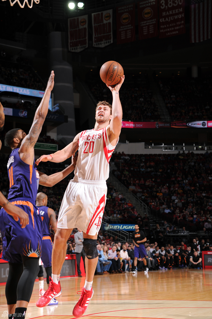 火箭挑战太阳，谁将力挽狂澜？