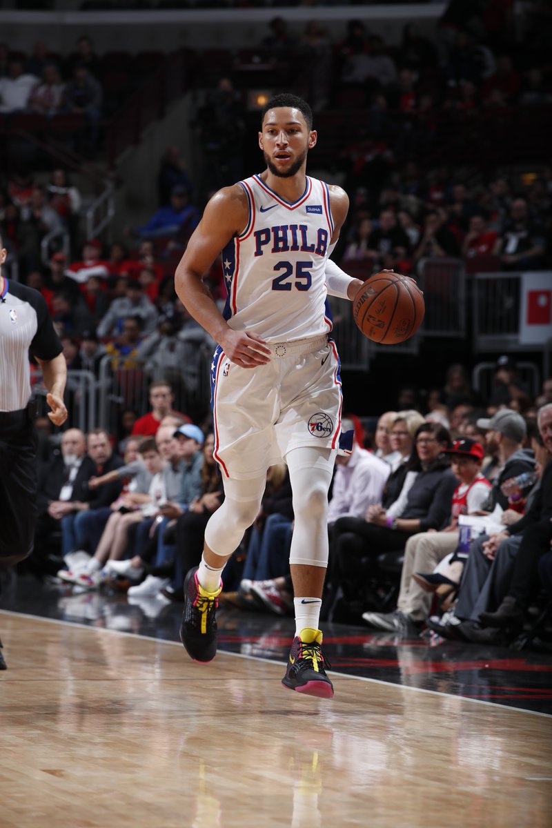 雷恩队员发挥出色，球迷为之振奋