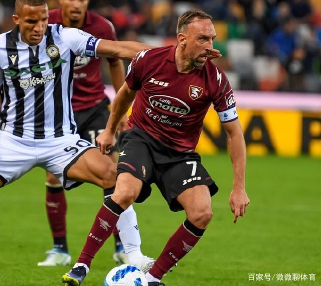 佛罗伦萨击败桑普多利亚，豪取三连胜