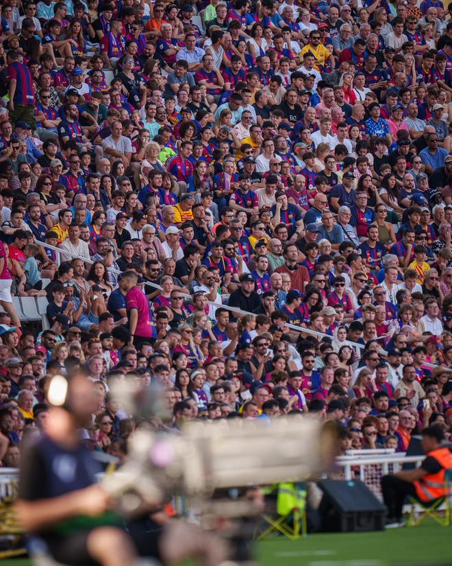 意甲比赛掀起热烈讨论，球迷热情高涨的简单介绍