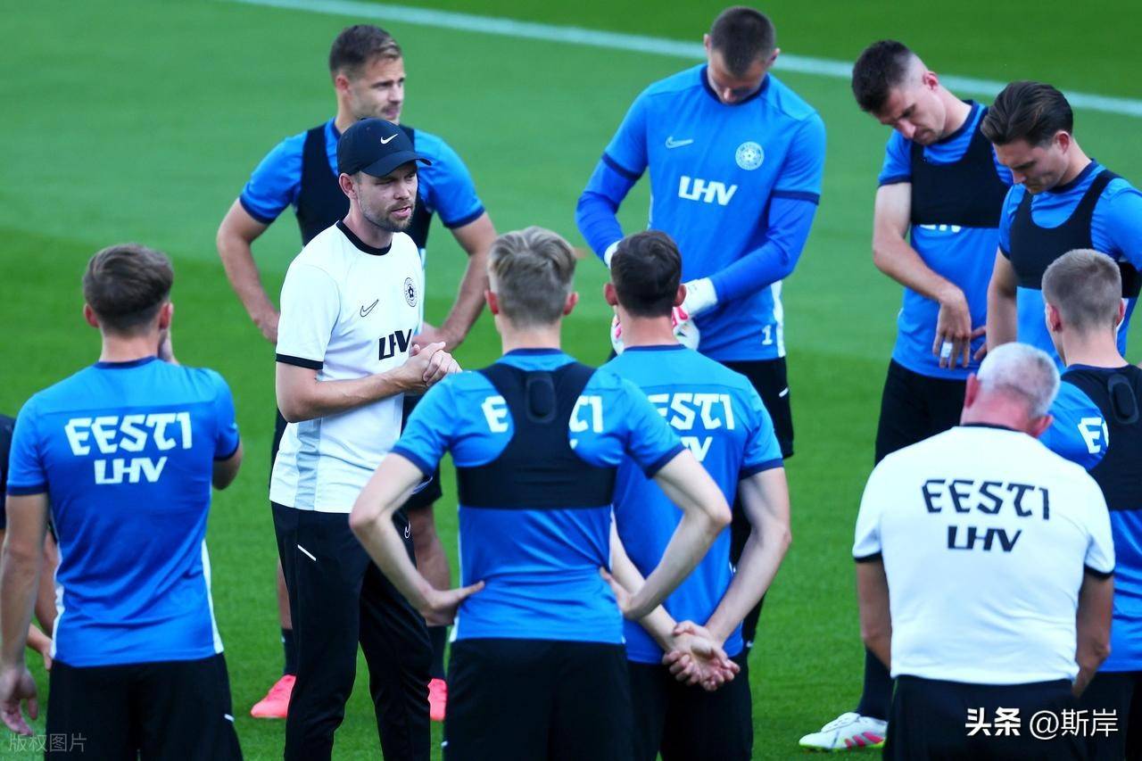 意大利球员进行私人训练,迎战挑战 意大利球员进行私人训练,迎战挑战