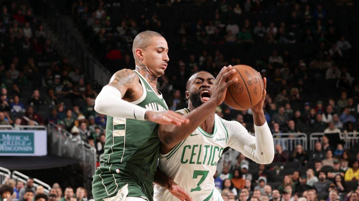 雄鹿B队翻盘雄鹿，杰伦·布朗一己之力扛起全队的简单介绍