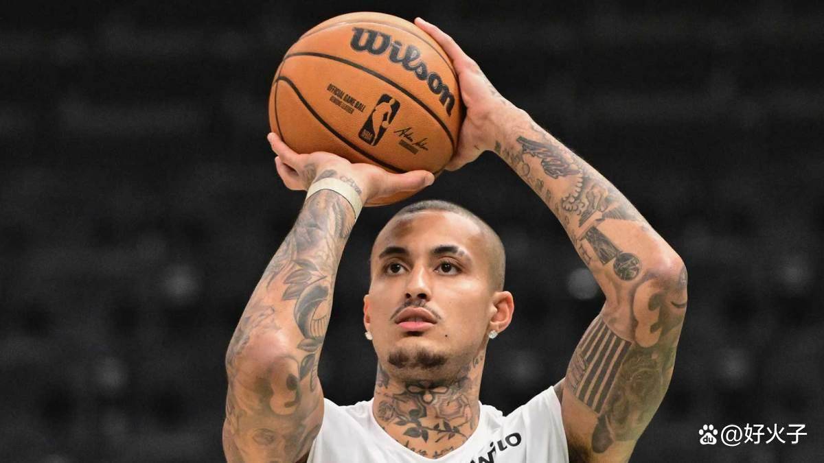 关于菲律宾男篮强势国王，凯尔·库兹马送出助攻的信息