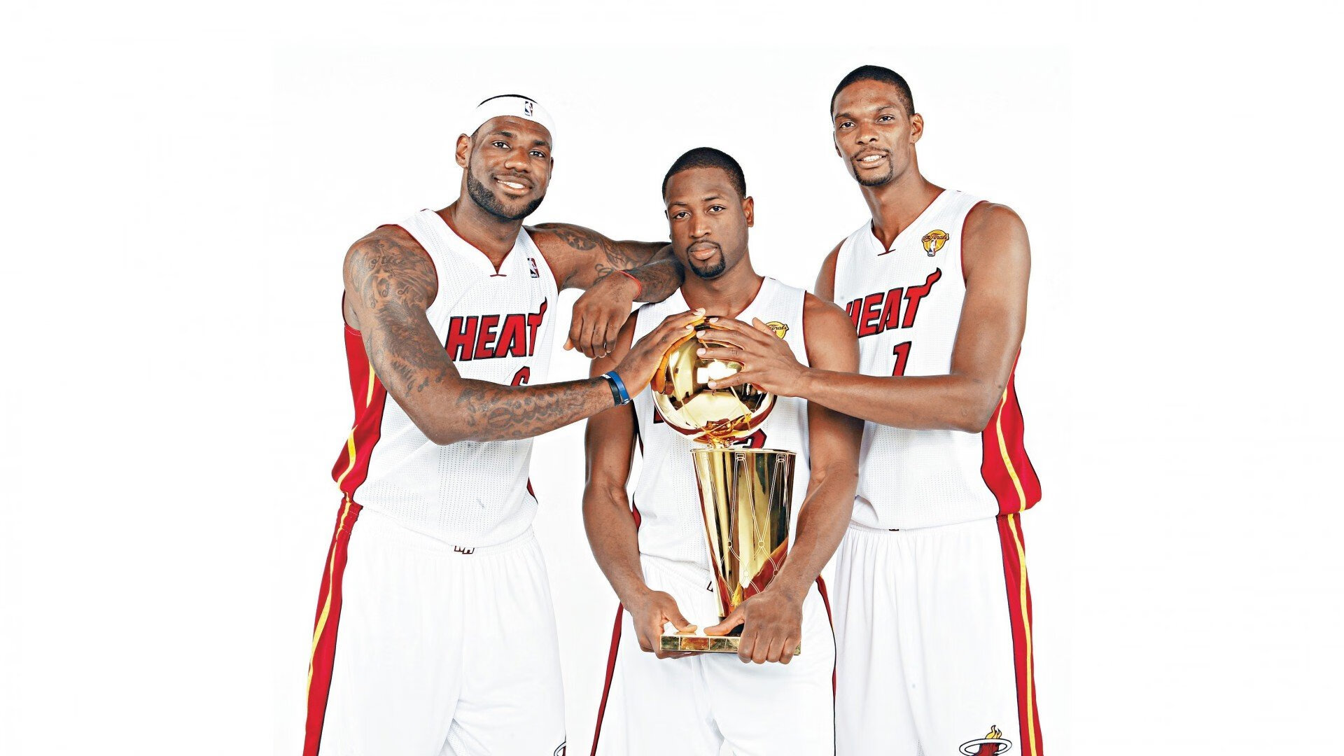 迪亚斯一锤定音，里昂力克卡塔尔提前锁定胜局