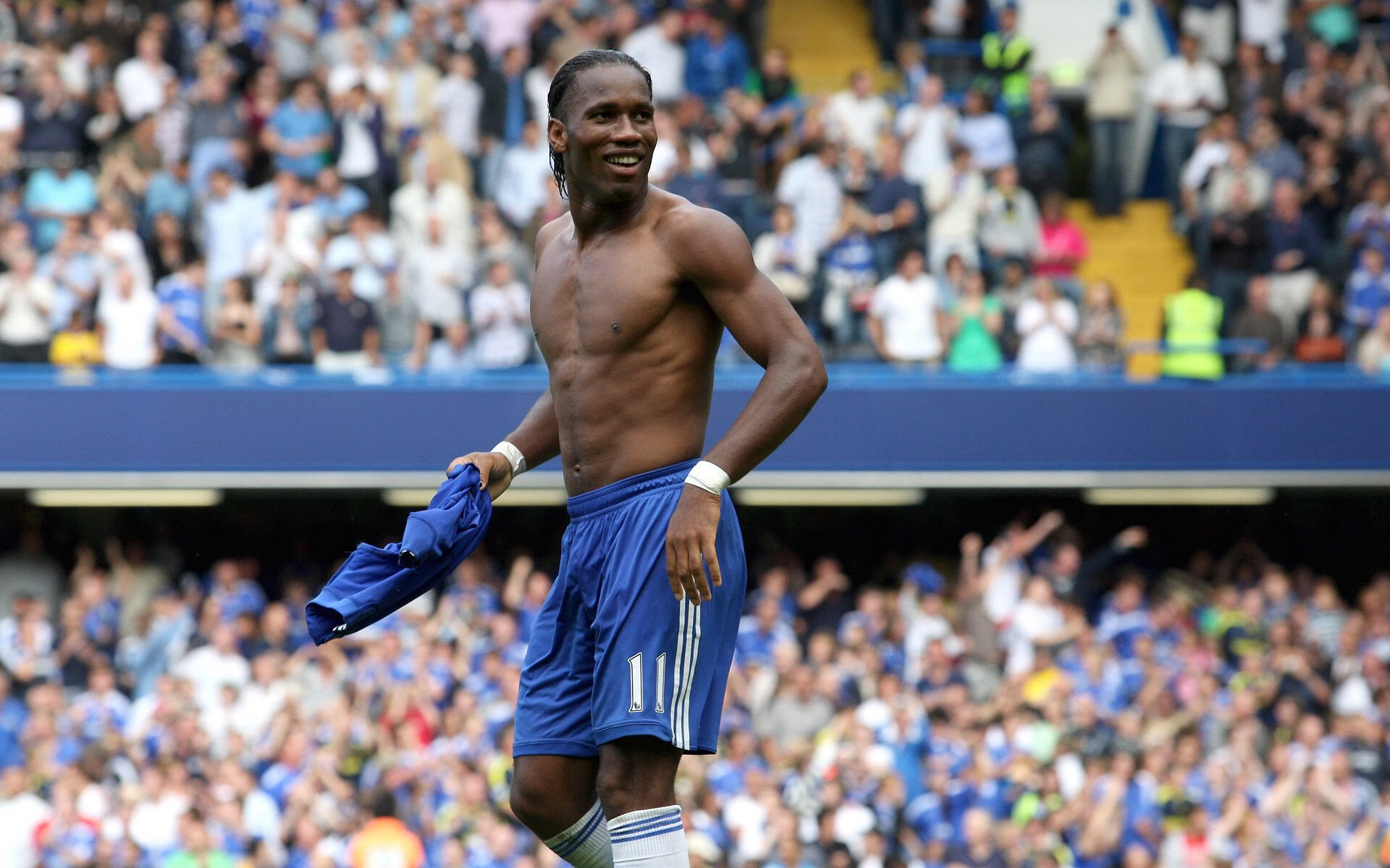 广厦队对阵湖人，武切维奇数据全面爆炸，一场跨越篮球文化的对话