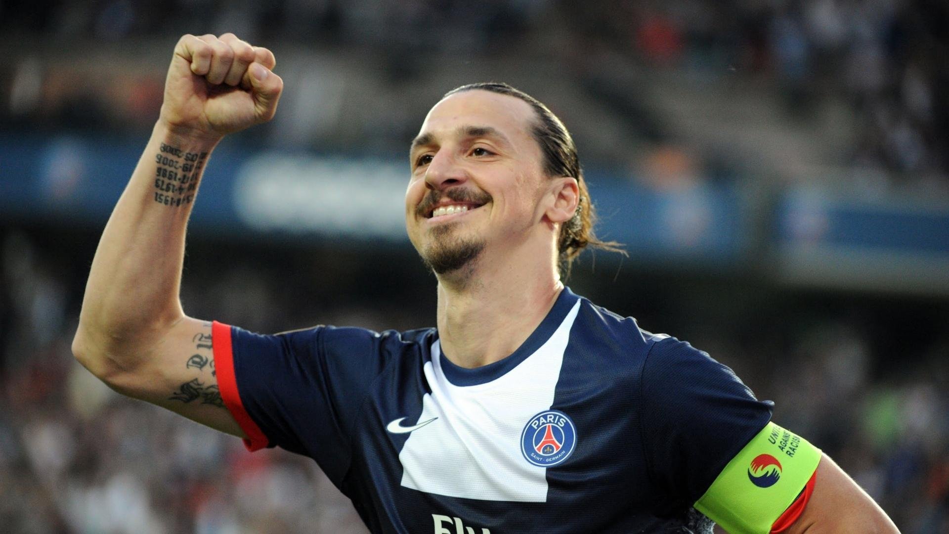 赛道上的孤勇者，周冠宇扛起索伯车队，以弱胜强轻取红牛二队