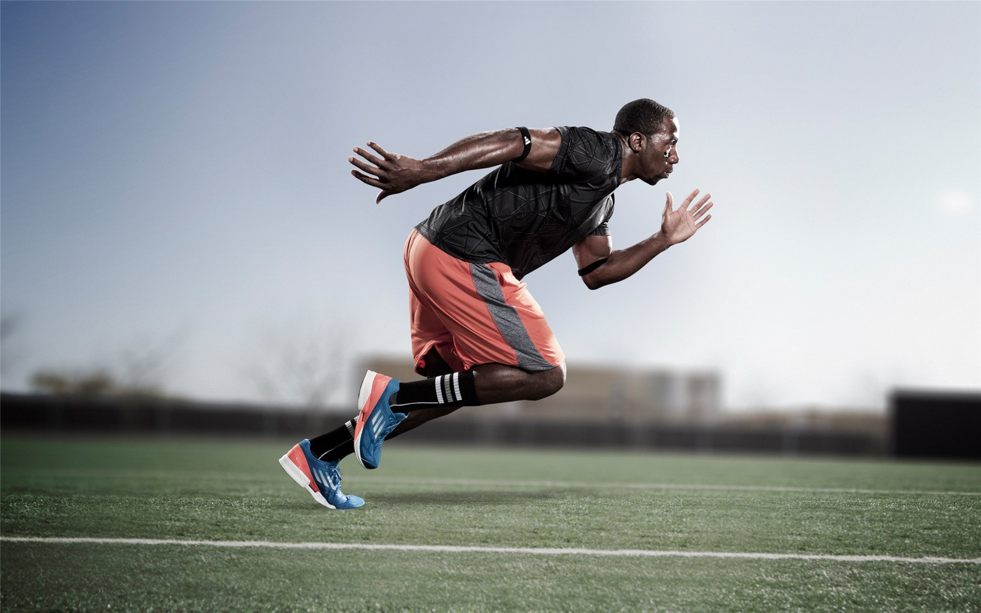 冰火交锋，韩国羽球险胜法国，桃田贤斗点燃赛场之夜